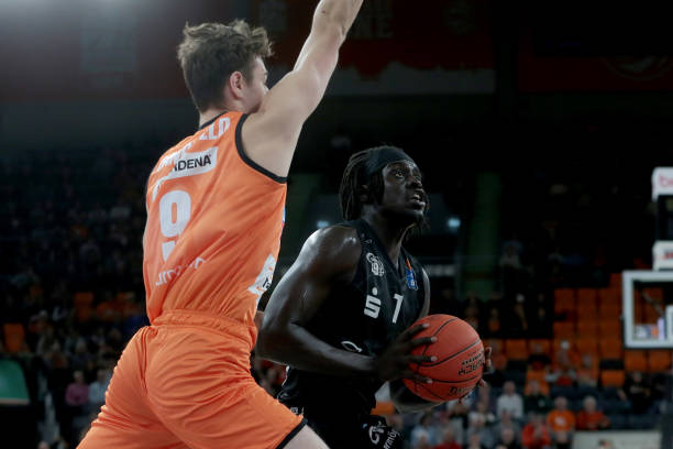 成绩有所波 成绩有所波