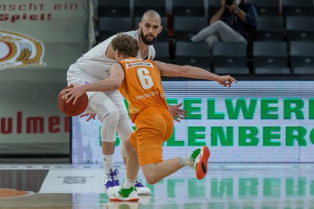 周边销售和 周边销售和